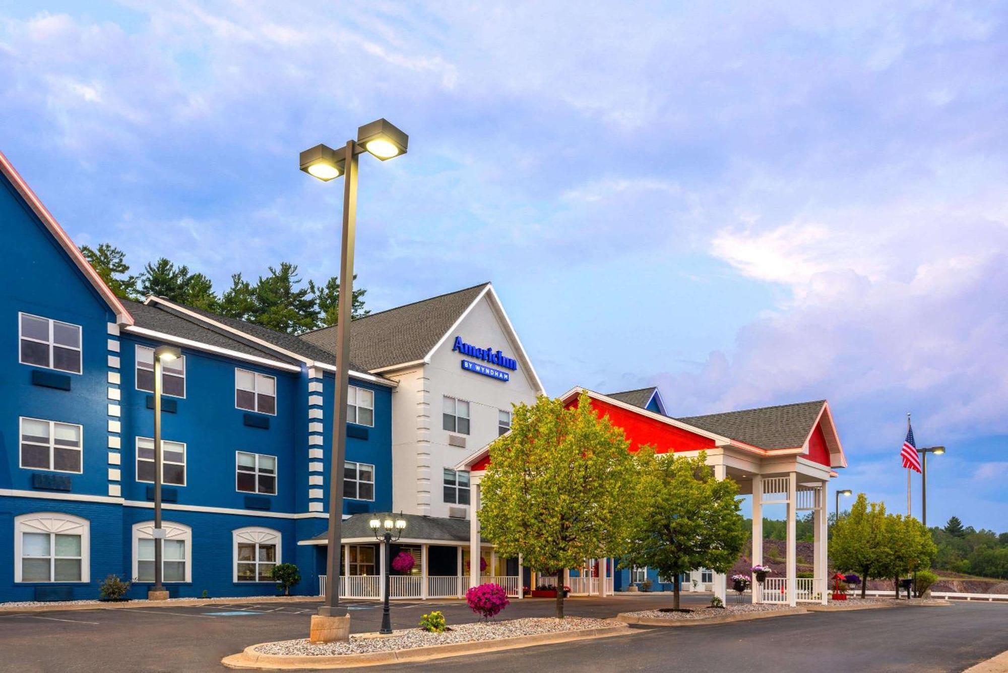 Americinn By Wyndham Айрон-Маунтин Экстерьер фото